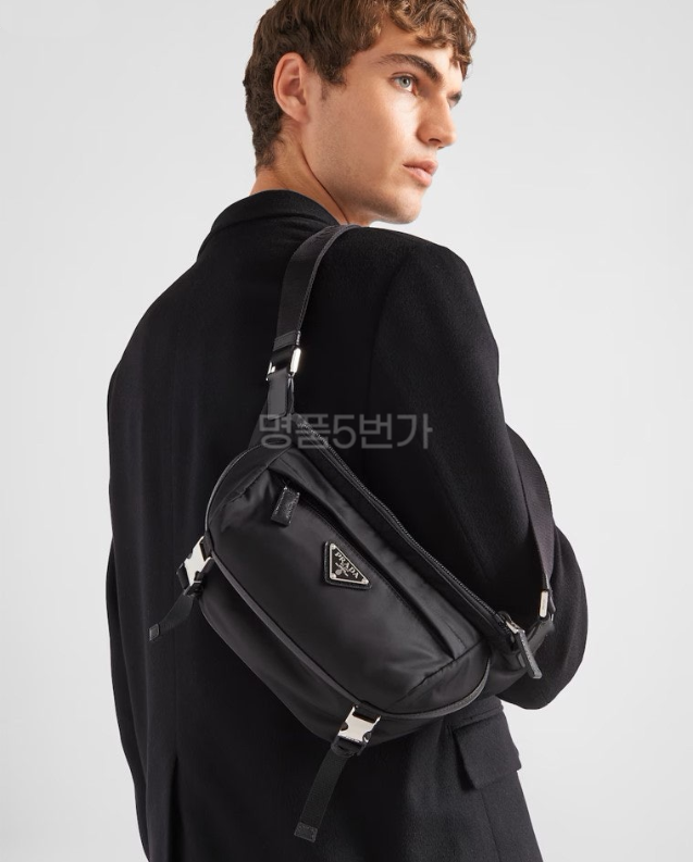 프라다 리나일론 사피아노 숄더백 상품 이미지 1